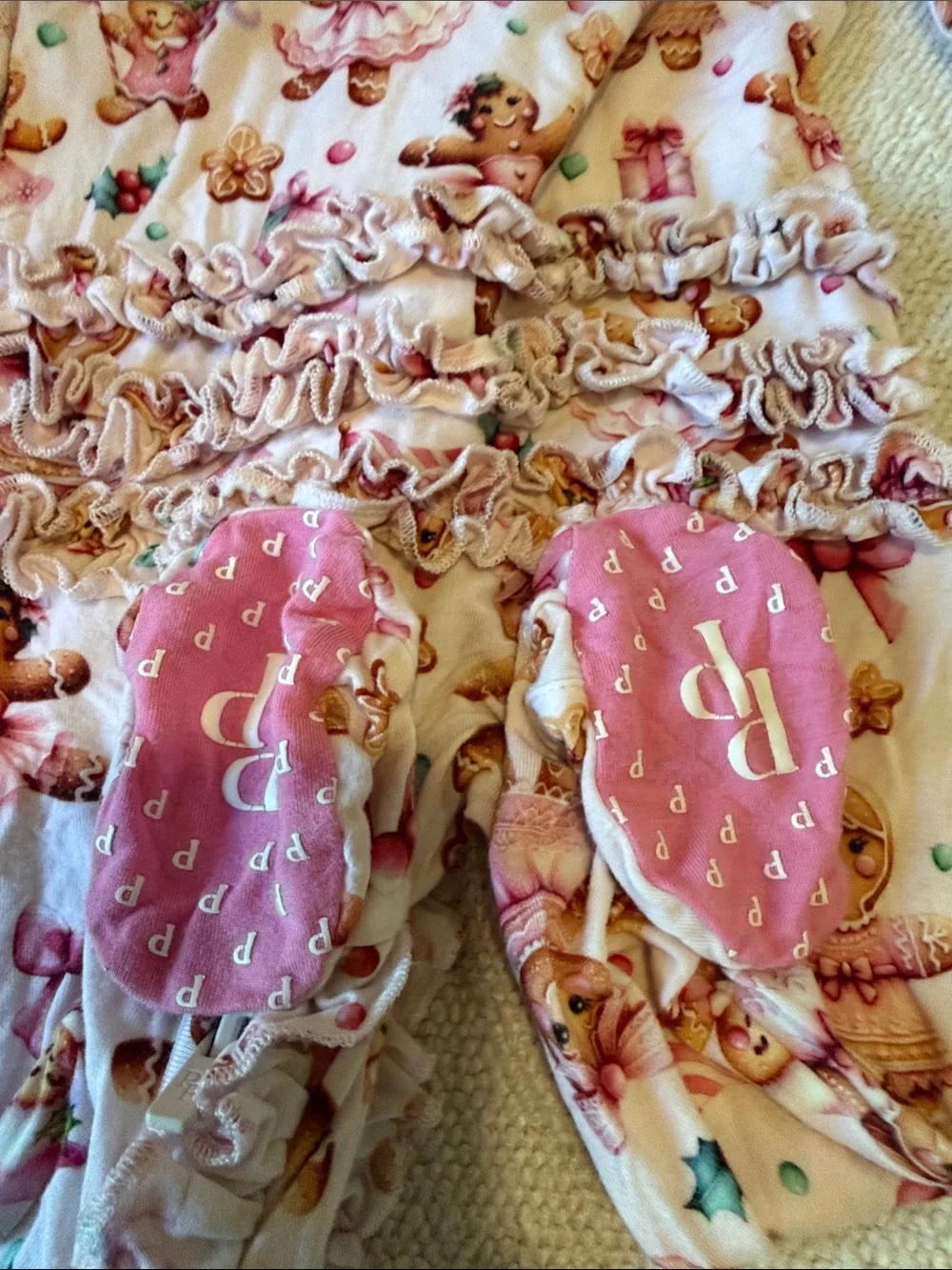 Posh Peanut sweet pink